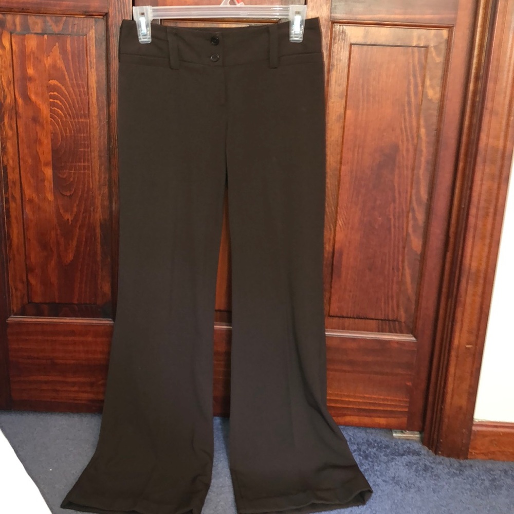 Juniors size 1 brown dress pants.